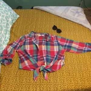 Vintage plaid long sleeve light-weight shirt.